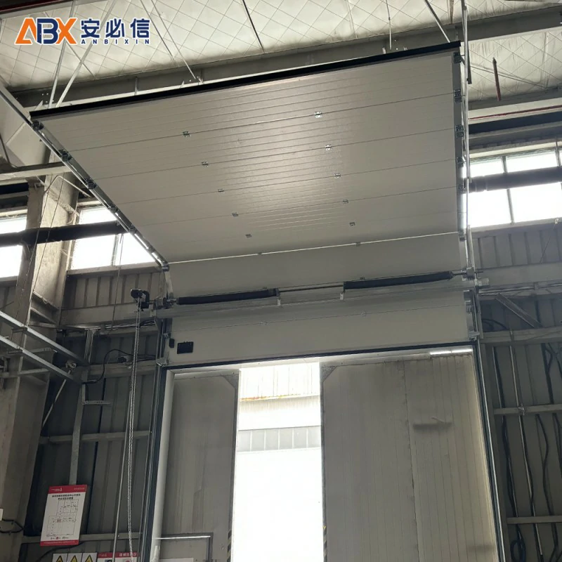 四平钢制提升门